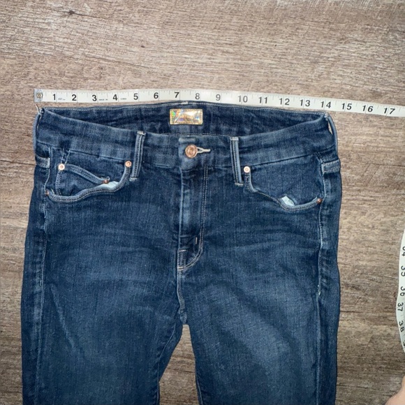 Mother Looker Ankle Fray - Picture 13 of 13